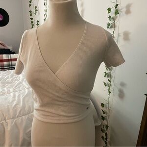 Hollister Small Cross top